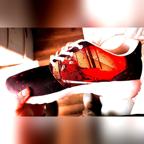 Berserk (Manga) Shoes - Picture 1 of 2